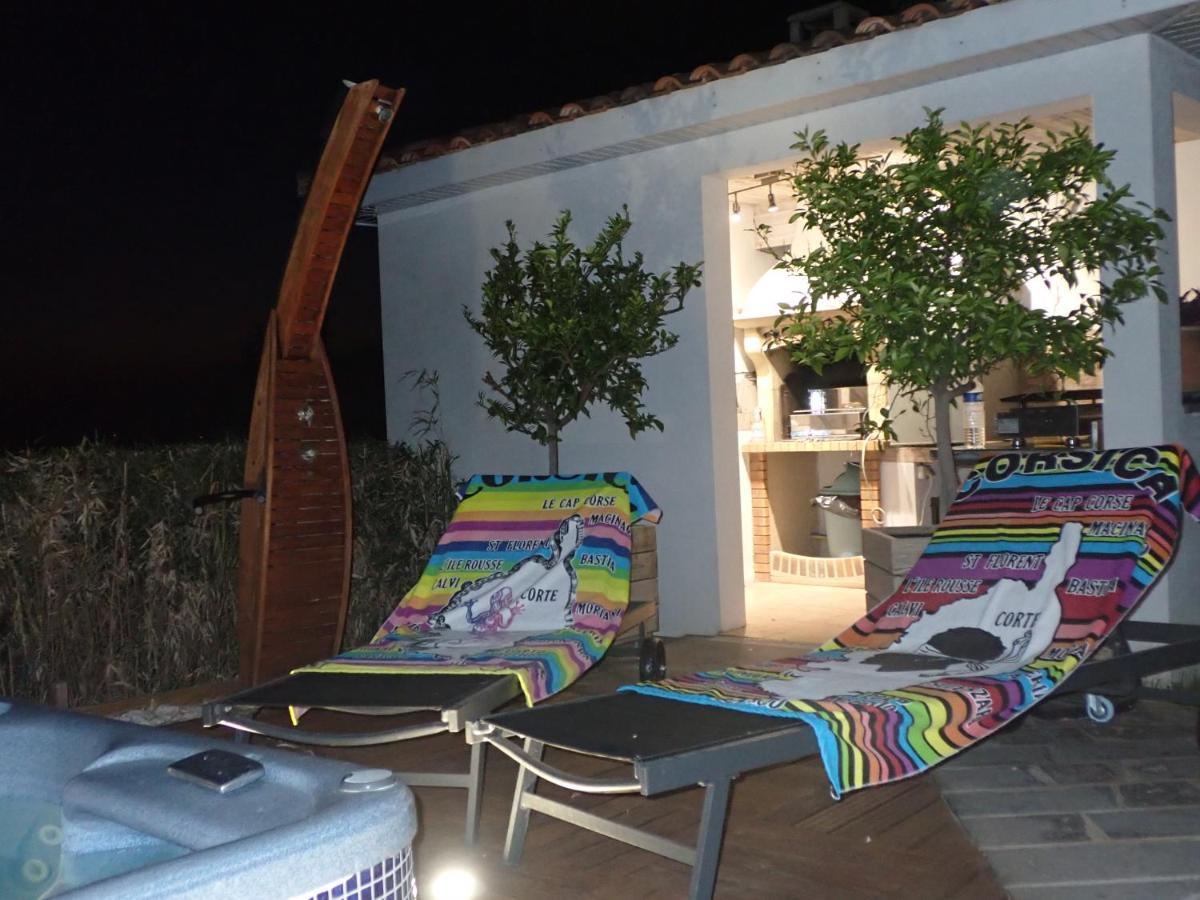 Les Fruitiers Agde Exterior foto
