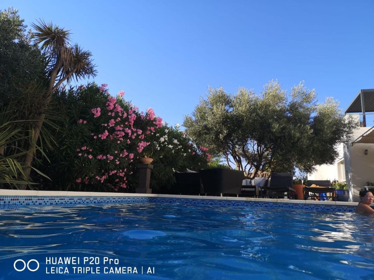 Les Fruitiers Agde Exterior foto